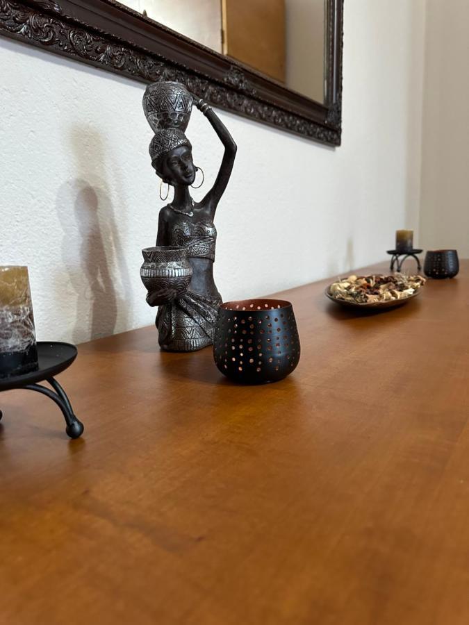 Villa Malo Guesthouse 科尔察 外观 照片