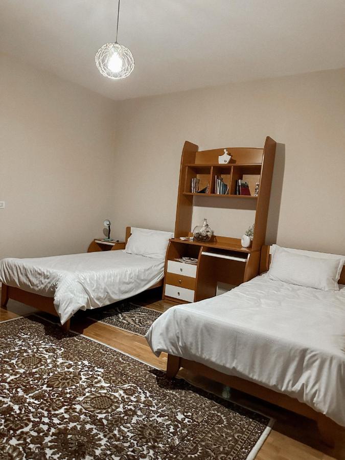 Villa Malo Guesthouse 科尔察 外观 照片